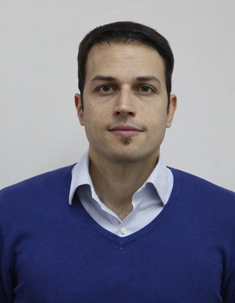 C.P. Muñiz, Fernando